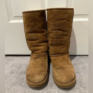 UGG size 6 tall boots